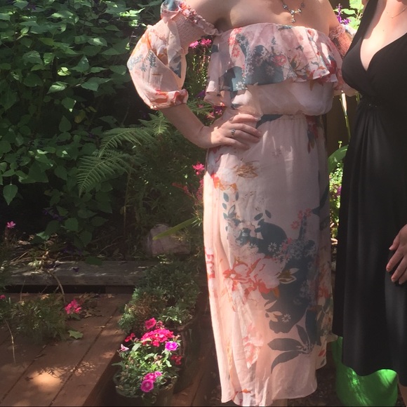 Express Floral Dress - Picture 1 of 6